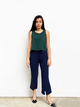 Sleeveless Two-Piece Suit