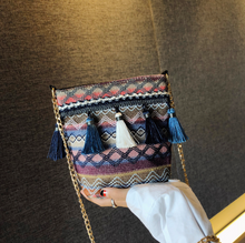Boho Weave Tassel Bag