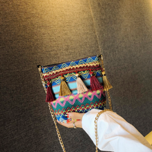 Boho Weave Tassel Bag