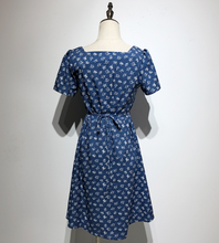 Puff-Sleeved Summer Midi